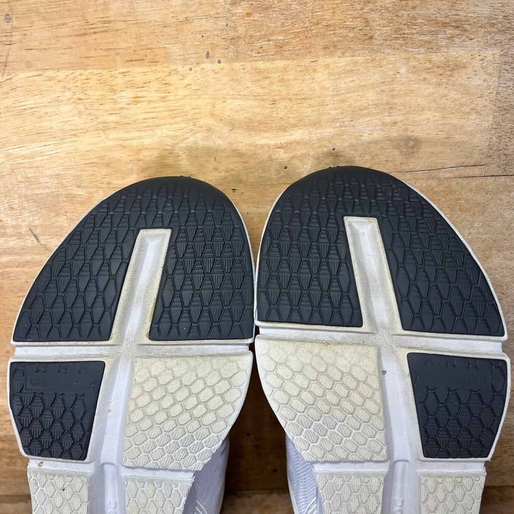 On CloudGo REFLECTIVE Womens Size 9 Running Shoes Sneakers White Glacier Gray - Picture 10 of 12